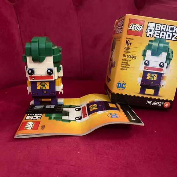 Lego Batman movie Brickheadz collection: Batman, Robin, Batgirl, and Joker - Picture 3 of 5